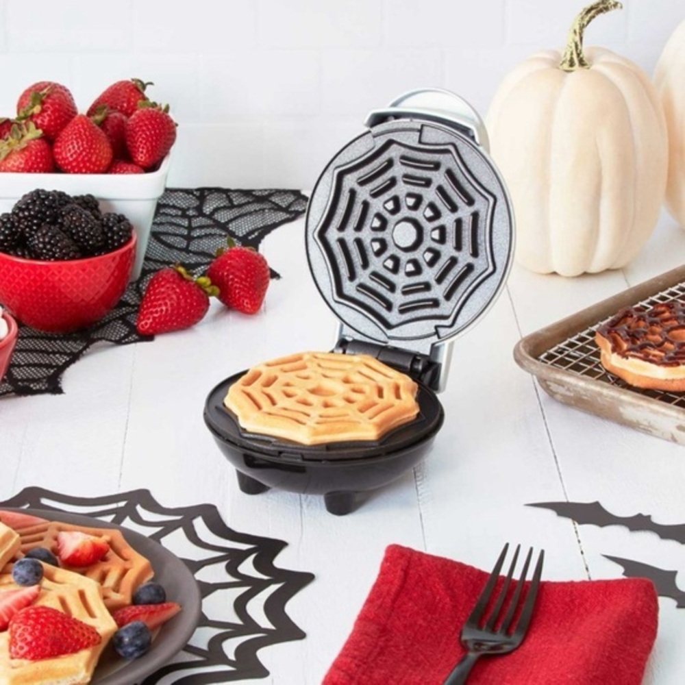 NIB! Spider Web Waffle Pancake Maker